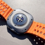 Your Samsung Galaxy Watch now supports blood pressure tracking — but it’s not the same as Apple’s Hypertension Alerts