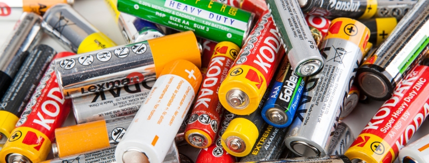 How Many AA Batteries Does It Take To Power A PC? This YouTuber Found The Answer