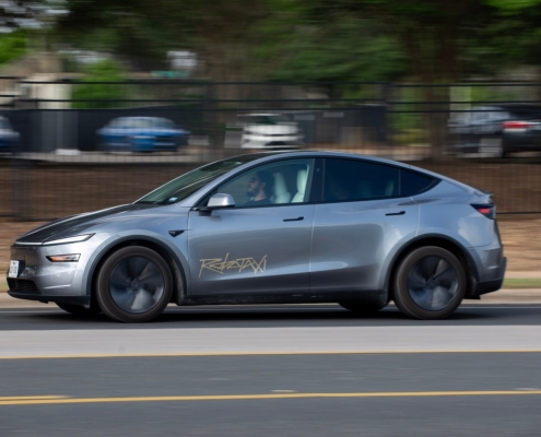 Tesla brings its robotaxi service to Dallas and Houston