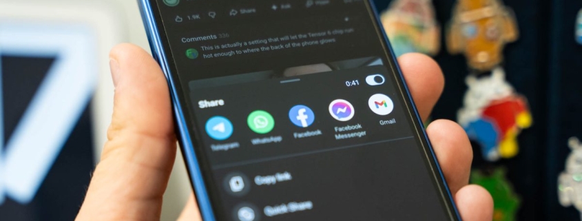 YouTube ditches ‘Clips’ as it launches ‘share at time’ on phones